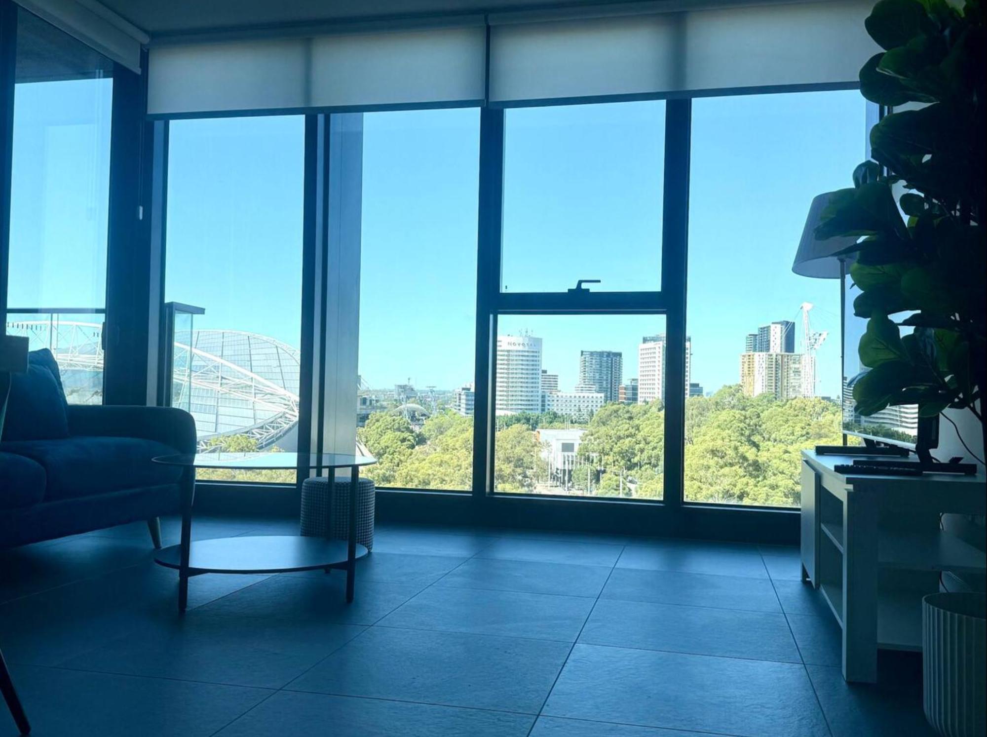 Apartment New Olympic Park 2 Bedroom -pool Gym Parking *